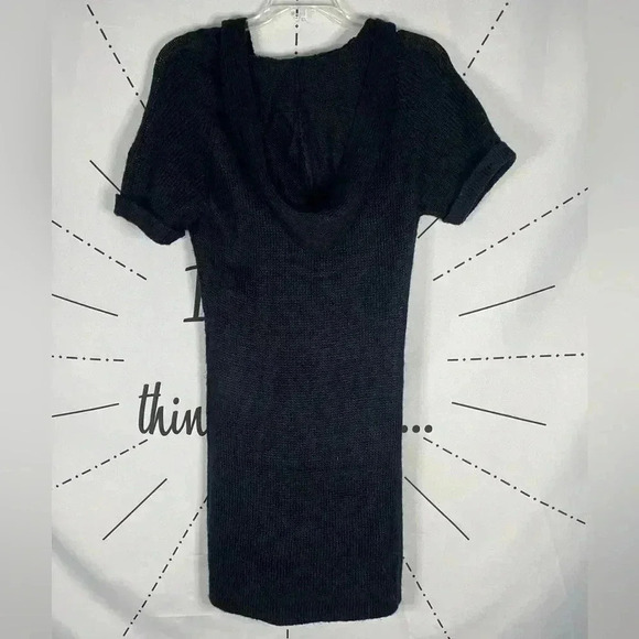 Boutique Proof Black V-Neck Knit Lightweight Hooded Coverup Dress - Picture 4 of 7